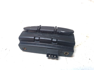 AUDI A6 C5 (1997–2005) Steering wheel switch 4B0951527K - 3