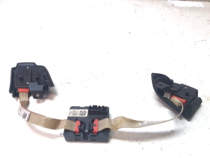 Steering wheel switch - 61657351