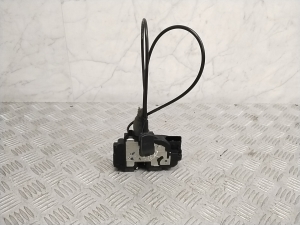 NISSAN Note E11 (2005–2014) Rear side door lock 24208078 - 6