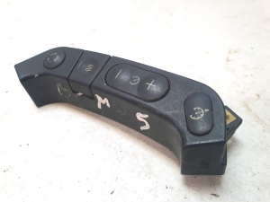BMW 5 SERIES E39 (1995–2004) Steering wheel switch 8375687 - 2