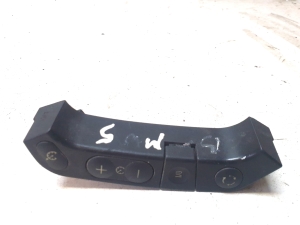 BMW 5 SERIES E39 (1995–2004) Steering wheel switch 8375687 - 6