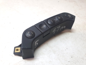 BMW 5 SERIES E39 (1995–2004) Steering wheel switch 8375687 - 3