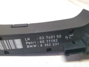 BMW 5 SERIES E39 (1995–2004) Steering wheel switch 8352231 - 4