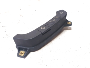 BMW 5 SERIES E39 (1995–2004) Steering wheel switch 8363700 - 3
