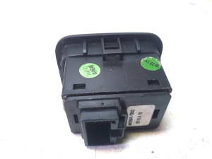 Kia Sportage (2016–2021) Trunk opening switch 96740A9100WK - 4