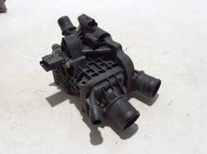 TOYOTA ProAce (2016–2026) Termostaadi korpus 9849443980 - 3