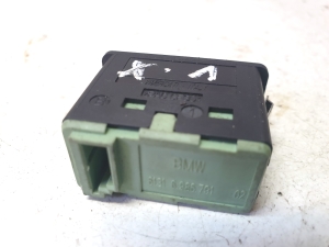 BMW X1 E84 (2009–2015) AUX socket 61316986791 - 3