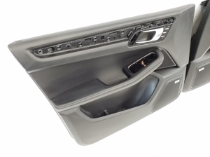 Porsche Macan (2014–2026) Interior and its parts - 15
