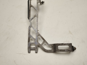 Mercedes Benz E-Class W212 (2009–2015) Muu kinnitus A2185010720 - 3