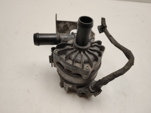 Mercedes Benz E-Class W212 (2009–2015) Tsirkulatsioonipump A0005000486 - 2