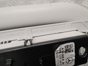 Mercedes Benz C-Class 205 (2014–2021) Katuse sisemine käepide A0998150000 - 4