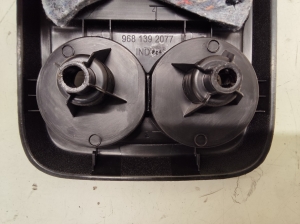 Citroen Berlingo (2008–2018) Keskkonsool 9681392077 - 4