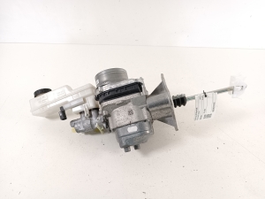 Skoda Enyaq iV I (2020–2026) Brake master cylinder 1EB614105S - 2