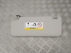 Mercedes Benz C-Class 205 (2014–2021) Päikesesirm A2058107404 - 3