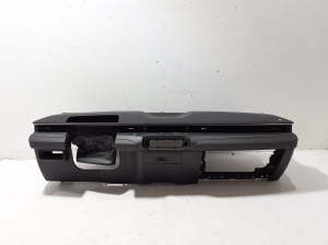   Dashboard  - LJ8Z5804320AA 