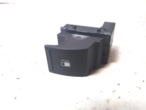 Schalter Tankklappenentriegelung - 7L6959833B
