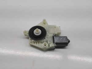   Hinterer Seitentür-Fensterhebermotor  - 5Q4959812 