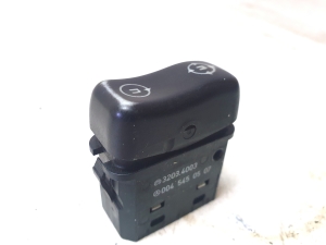 Mercedes Benz G-Class 461 (1990–2013) Other switch 0045450507 - 3