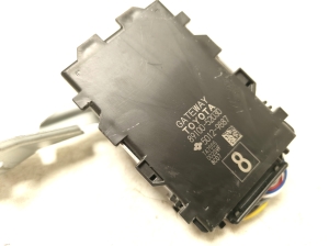 TOYOTA Yaris (2011–2020) Control unit 8910052030 - 2