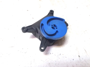 AUDI A4 B7 (2004–2008) Salongi soojenduse klapi mootor 0132801322 - 3