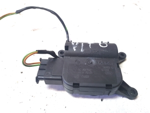 Stellmotor Heizungsklappe - 0132801332