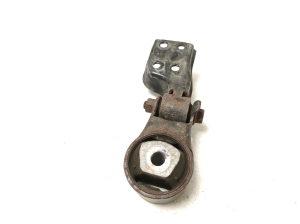 TOYOTA Yaris (2011–2020) Engine mount 123630M120 - 3