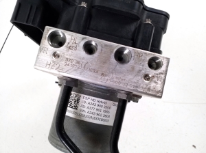 Mercedes Benz EQB X243 (2021–2026) ABS bloks A2439003201 - 3