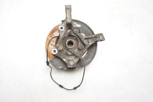 Opel Astra K (2015–2021) Front wheel hub 39030300 - 3