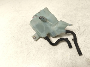 TOYOTA Yaris (2011–2020) Pidurivedeliku paak 4722052310 - 2