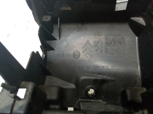 Citroen Berlingo (2008–2018) Sicherungskastengehäuse unter der Motorhaube 9658447380 - 4