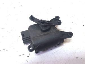 Mercedes Benz Vito W639 (2003–2014) Heater flap actuator 0132801332 - 2