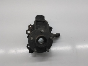 Front wheel hub - DV613K171CAA