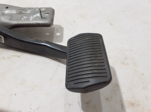 Ford Mustang Mach-E Mach-E (2020–2026) Piduripedaal LJ9C2D094AD - 4