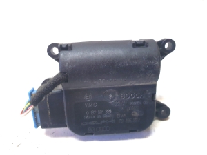 Stellmotor Heizungsklappe - 0132801321