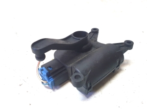 Volkswagen Transporter T5 (2003–2015) Heater flap actuator 0132801321 - 2