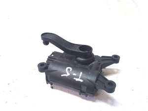 Volkswagen Transporter T5 (2003–2015) Heater flap actuator 0132801321 - 3