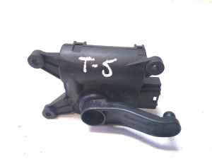 Volkswagen Transporter T5 (2003–2015) Heater flap actuator 0132801321 - 4