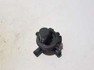 Pompe à eau auxiliaire - LU5A8C508AE