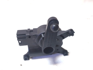 Volkswagen Touareg I (2002–2010) Salongi soojenduse klapi mootor 7L0907511 - 2