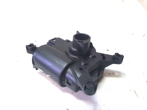 Volkswagen Transporter T5 (2003–2015) Heater flap actuator 7L0907511 - 3