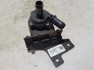 Ford Mustang Mach-E Mach-E (2020–2026) Tsirkulatsioonipump LJ938C590PA - 4