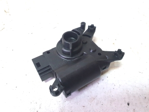 Volkswagen Touareg I (2002–2010) Salongi soojenduse klapi mootor 7L0907511B - 2