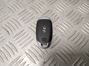 Hyundai Kona (2017–2023) Süütevõti 95440J9100 - 4