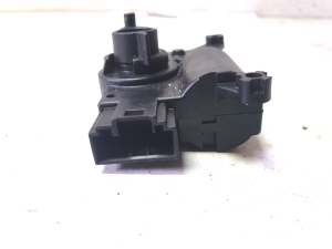 Volkswagen Transporter T5 (2003–2015) Heater flap actuator 7L0907511AB - 2