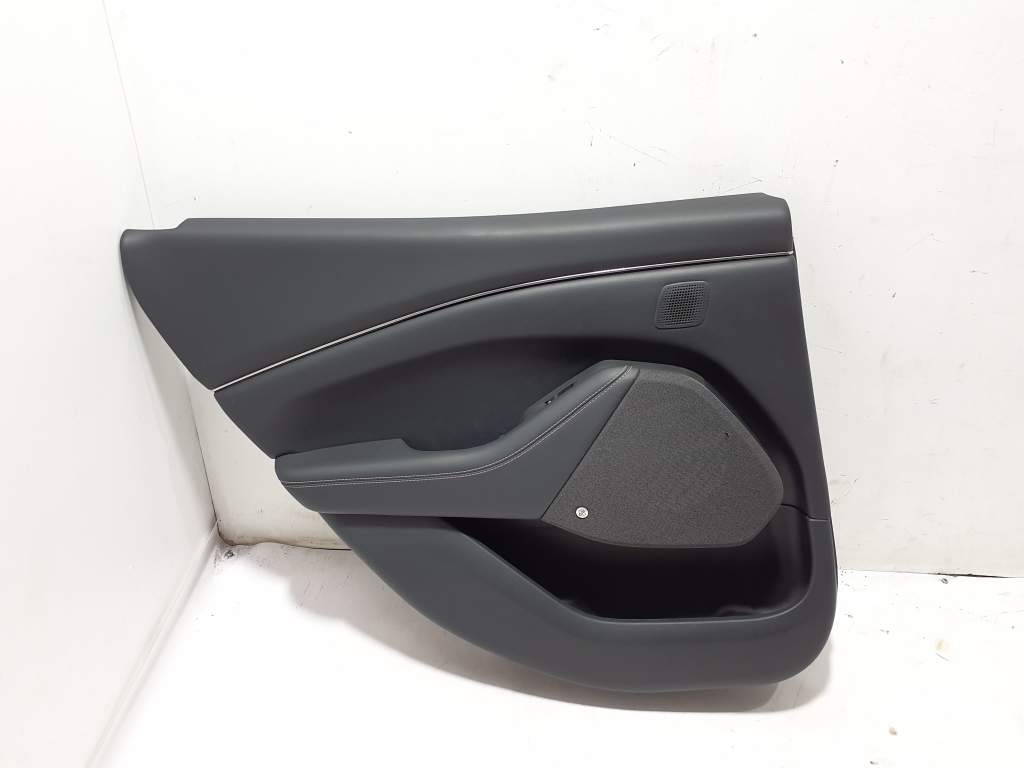 Ford Mustang Mach-E Mach-E (2020–2026) Tagumise küljeukse polster LJ8Z5827411BB Ford Mustang Mach-E Mach-E (2020–2026) Tagumise küljeukse polster LJ8Z5827411BB