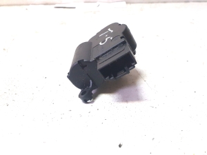 Volkswagen Transporter T5 (2003–2015) Heater flap actuator 7L0907511AE - 3