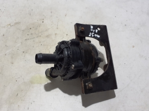 Ford Mustang Mach-E Mach-E (2020–2026) Tsirkulatsioonipump LJ938K577BC - 3