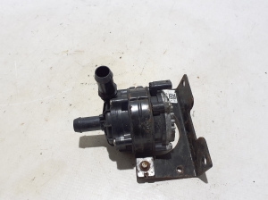 Ford Mustang Mach-E Mach-E (2020–2026) Tsirkulatsioonipump LJ938K577BC - 4