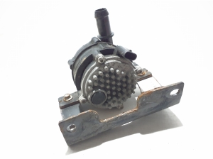 Ford Mustang Mach-E Mach-E (2020–2026) Tsirkulatsioonipump LJ938K577BC - 4