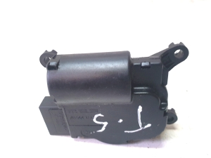Volkswagen Transporter T5 (2003–2015) Heater flap actuator 7L0907511AD - 3